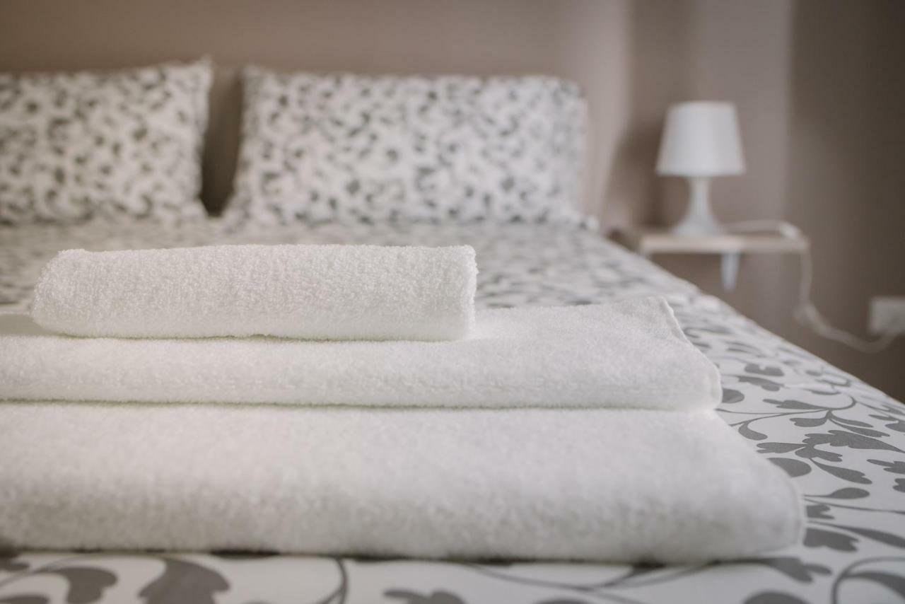 Al Qatta Bed & Breakfast Canicatti Luaran gambar