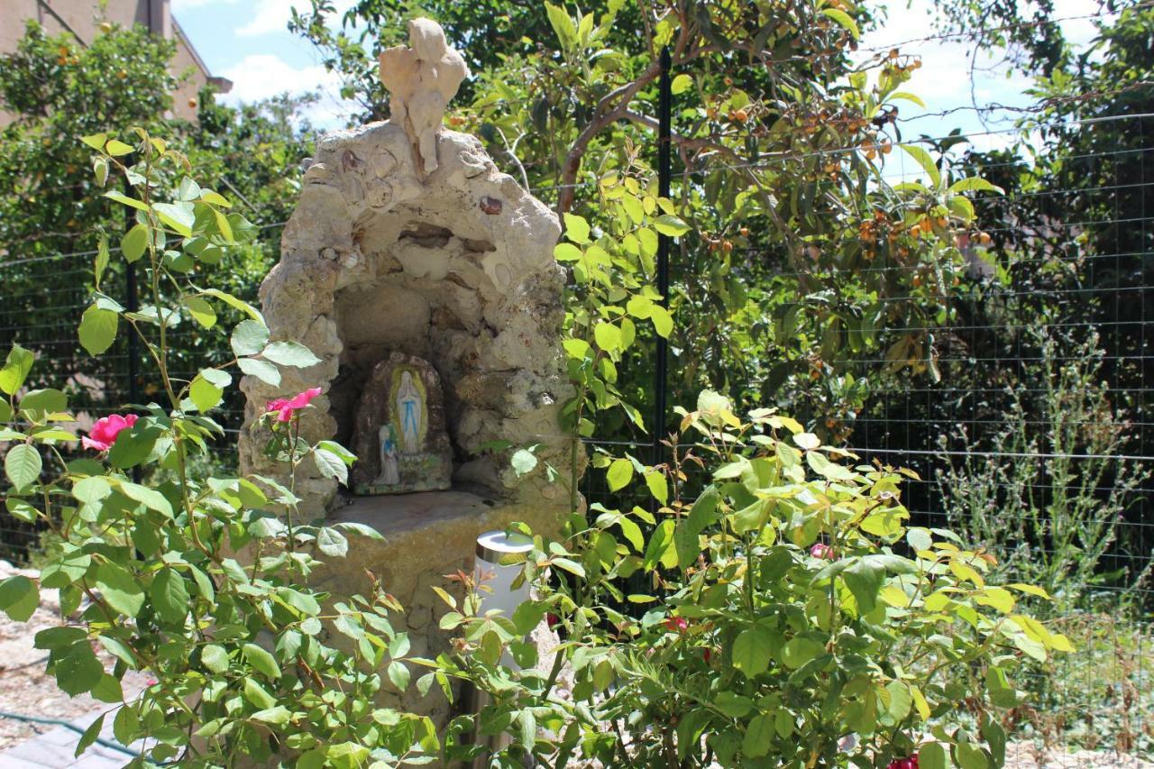 Al Qatta Bed & Breakfast Canicatti Luaran gambar