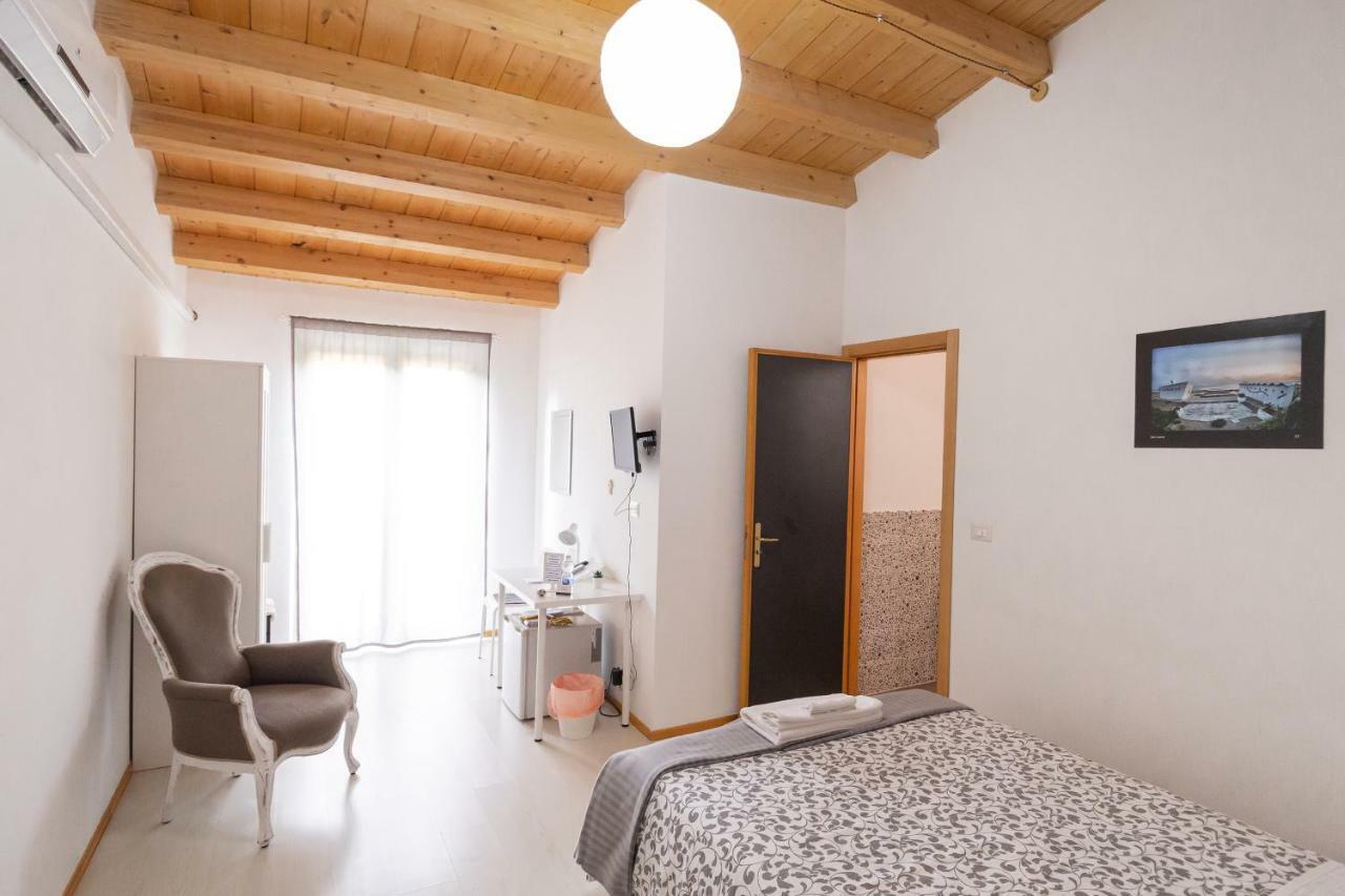 Al Qatta Bed & Breakfast Canicatti Luaran gambar